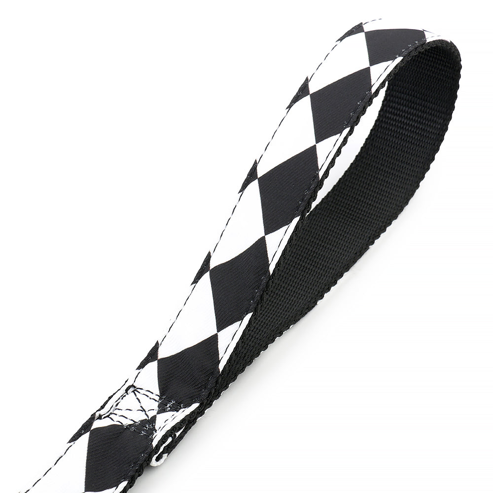 Close-up of Cape Lookout Dog Leash on outdoor trail